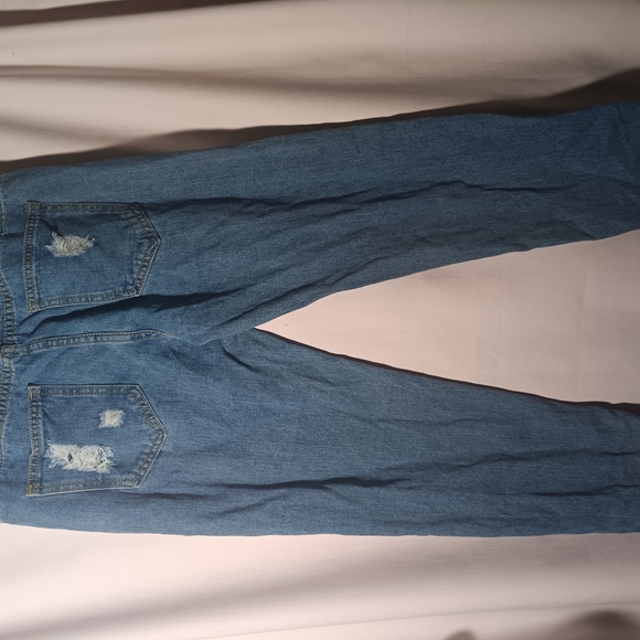 Women's Distressed Blue Jeans with Studded Detail - Picture 7 of 8